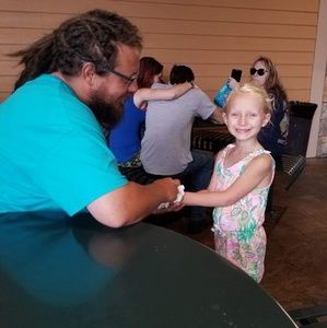 Meet your Posher, Nicholas